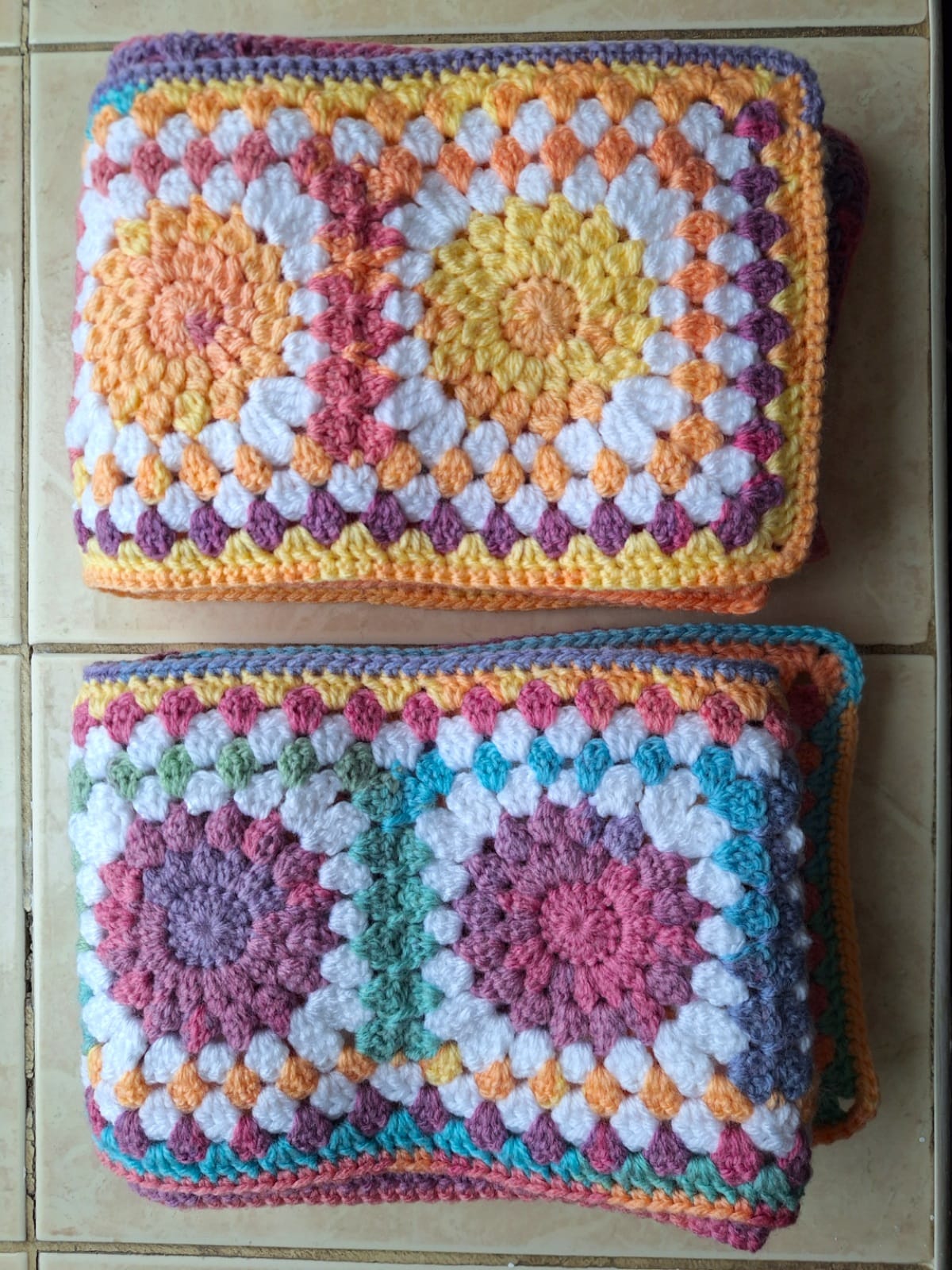 Scarf- Sunburst Crochet Granny squares