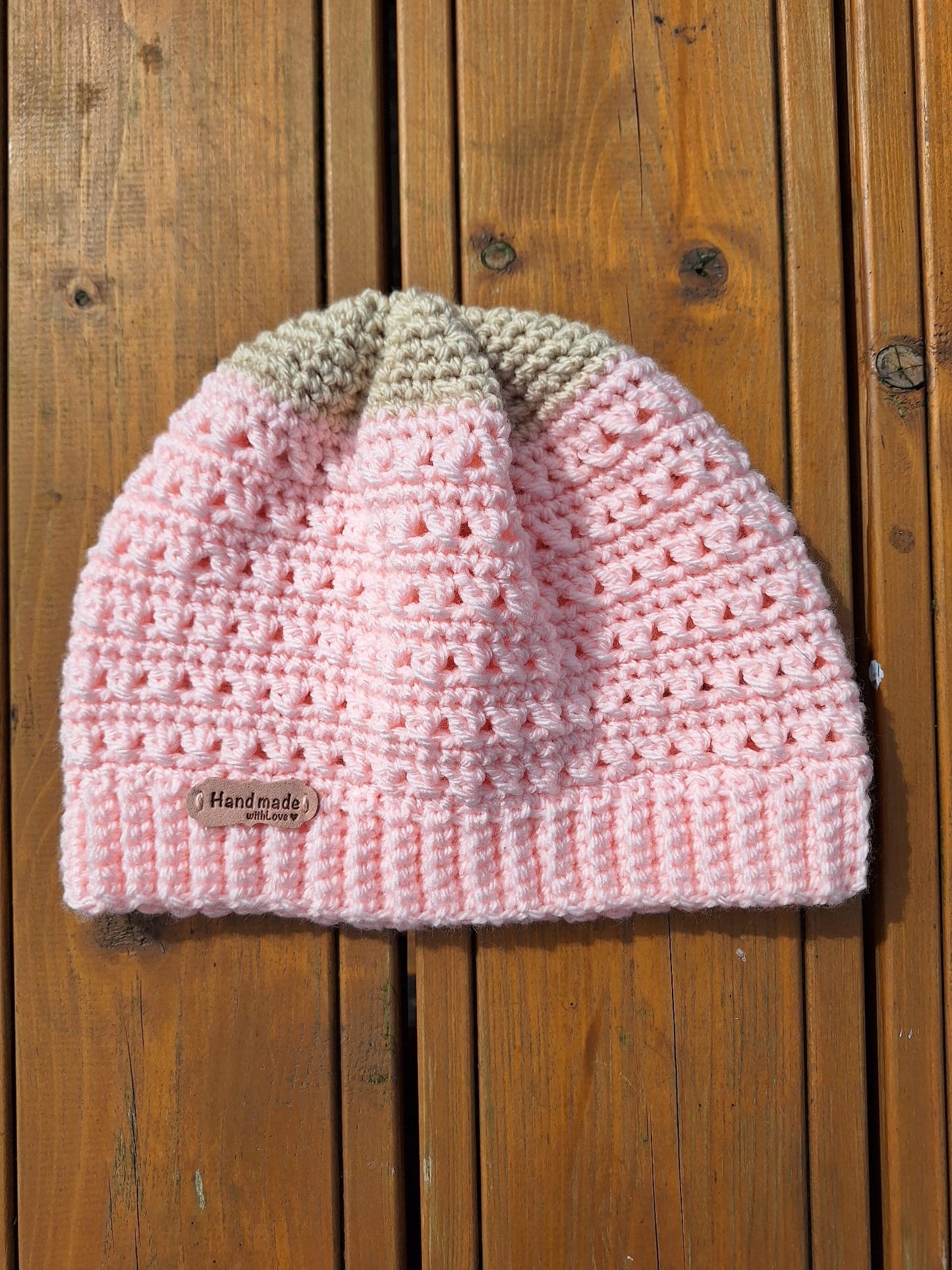 Crochet Beanie (Strawberry Milkshake)