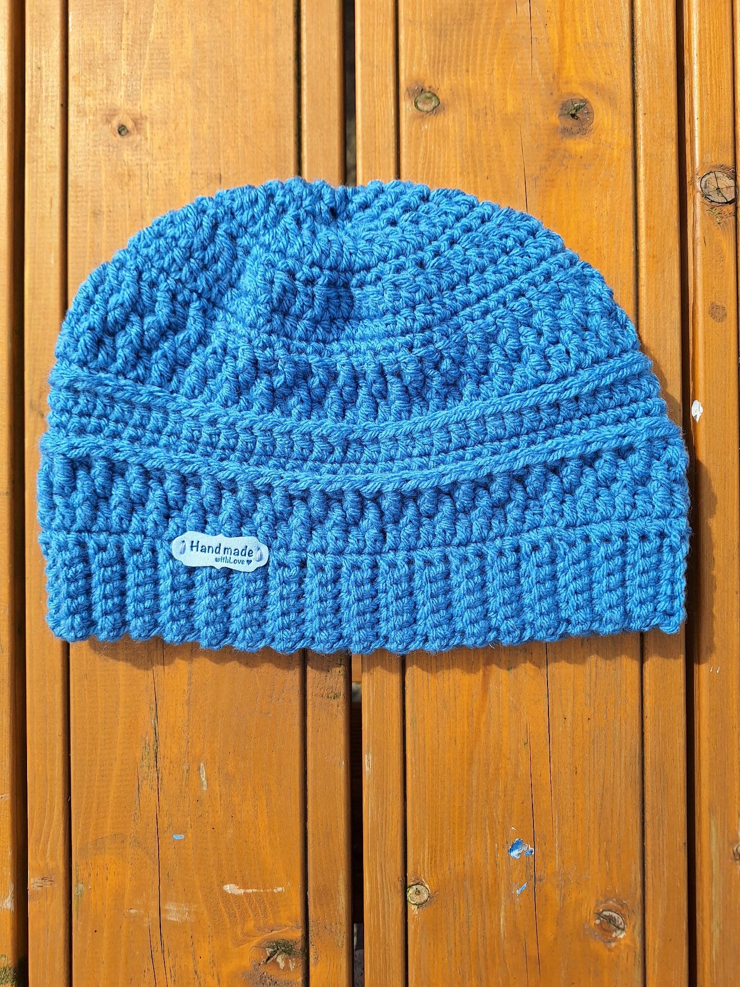 Crochet Beanie (Blue Ripples)