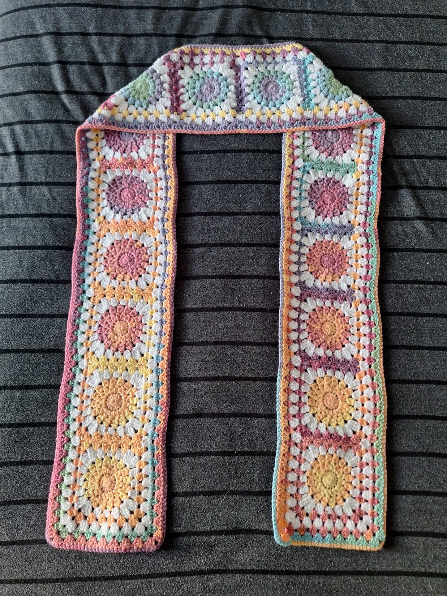 Scarf- Sunburst Crochet Granny squares